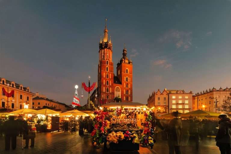 CRACOVIA Piazza Mercato Il Calore Del Natale