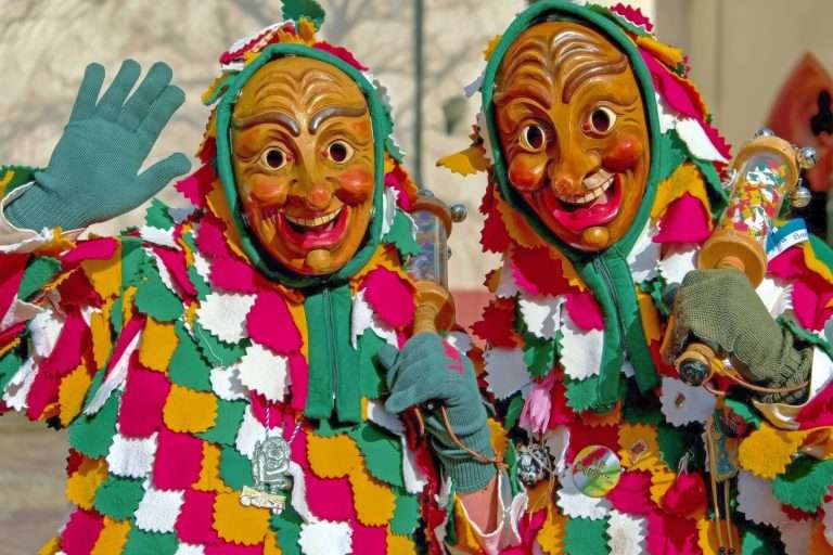 Lucca E Carnevale Di Viareggio