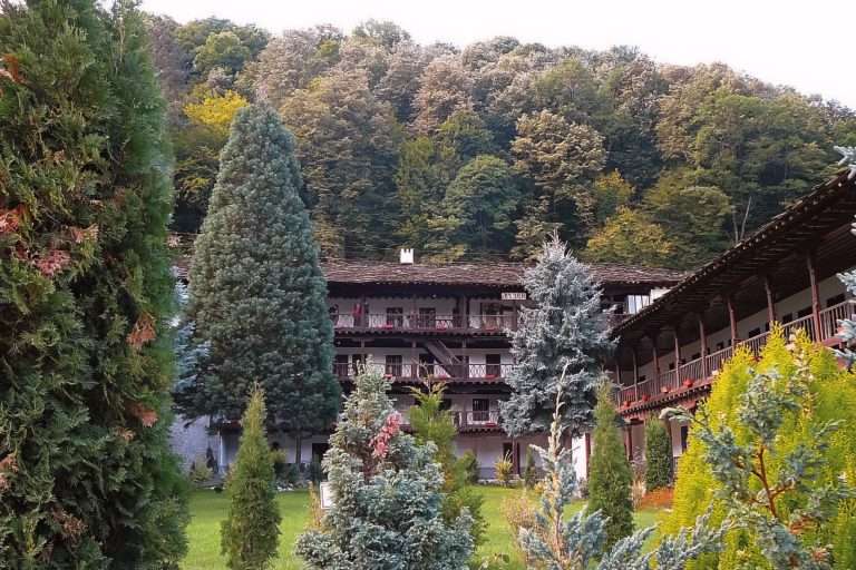 Bulgaria Monasteri E Città Antiche(1)
