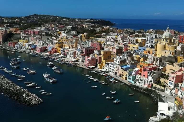 Italia Campania Alla Scoperta Dell’isola Di Procida(20)