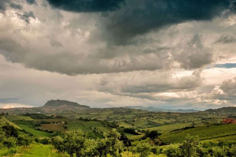 Italia Emiliaromagna EMILIA ROMAGNA Tra Mare E Borghi(2)