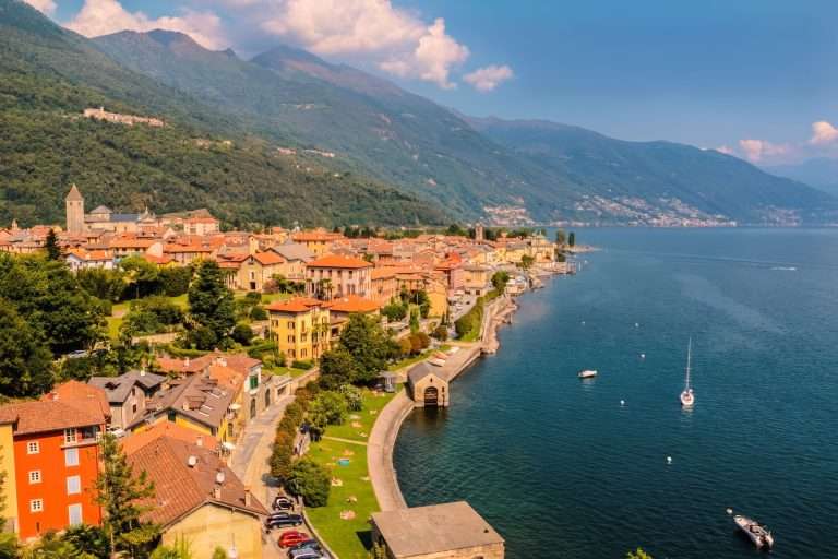 Italia Piemonte Lake Maggiore Lake Landscapes And Greenmountain Sides()