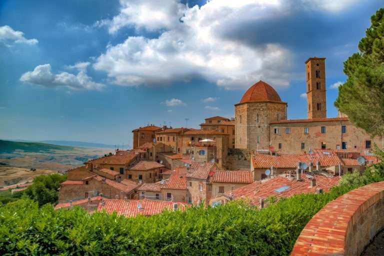 Italia Toscana Tuscany And Liguria Enchanting Beauty()