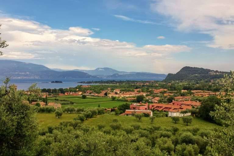 Italia Veneto I Tesori Del Lago Di Garda()