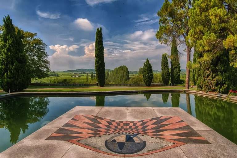 Italia Veneto I Tesori Del Lago Di Garda(9)