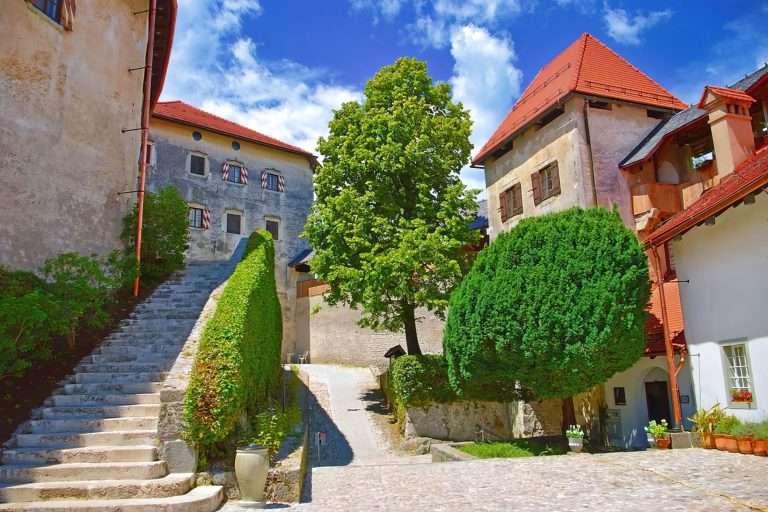 Slovenia Insolita Tra Grotte, Sentieri E Castelli(1)